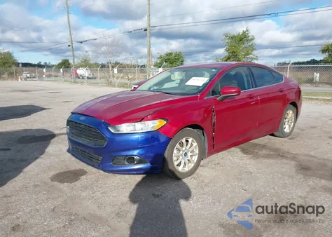 2017 Ford Fusion S z USA, uszkodzony, nr VIN 3FA6P0G72HR178809